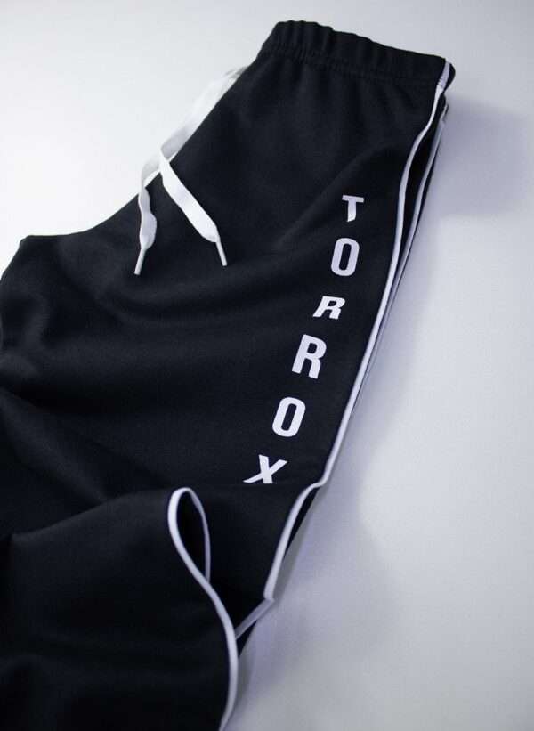 Conjunto Infantil Menino Moletom com Capuz Preto Torrox - Imagem 4